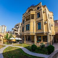 Star Hotel