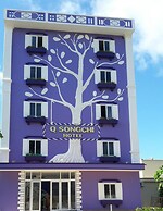 Q Song Chi Hotel