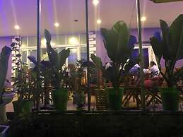 Q Song Chi Hotel
