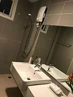 Autta House
