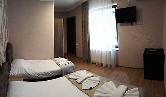 Hotel Lotus