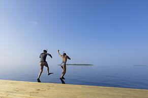 Emerald Faarufushi Resort & Spa