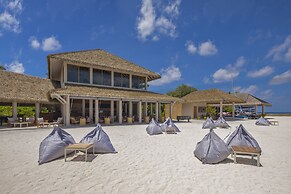 Emerald Faarufushi Resort & Spa
