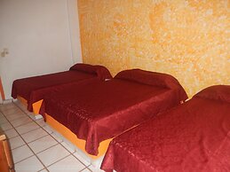 Bungalows y Hotel Lizmar