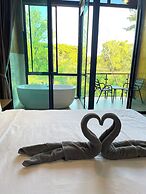 Pobruk Resort