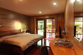 Pobruk Resort