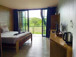 Pobruk Resort