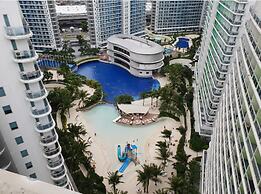 Azure Luxury Beach Suites by VacationsPH