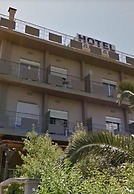 Hotel George