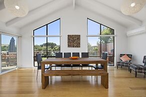 Smith Beach Getaways Beachwood House