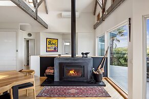 Smith Beach Getaways Beachwood Luxury Villa