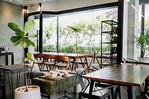 S2 Modern Boutique Hotel