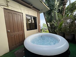 The Lakeview Suites