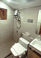 The Lakeview Suites