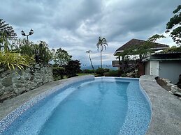 The Lakeview Suites