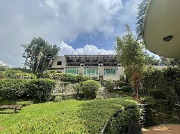 The Lakeview Suites
