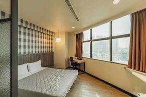 Hwa Nan Hotel
