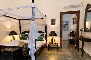 Tikitam Palms Boutique Hotel