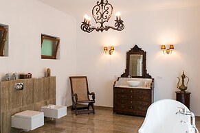 Tikitam Palms Boutique Hotel