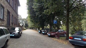 Burghof Hotel Garni