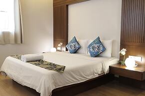 Gurney 4 Plus 1 Bali Style Tranquil Villa