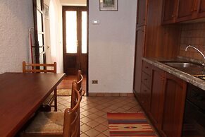 Straus Apartment Center Town