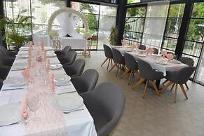 Primus Hotel & Apartments