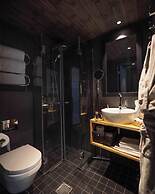 Arctic TreeHouse Hotel