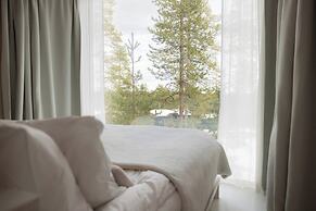 Arctic TreeHouse Hotel