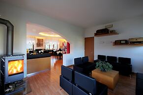 Albergo De March