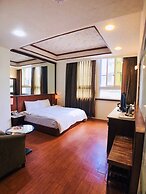 Jade Spring Hot Spring Hotel