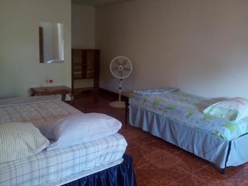 Inn Hospedaje BullShark