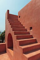 Swell Surf & Lifestyle Hotel
