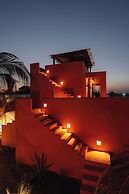 Swell Surf & Lifestyle Hotel