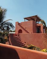 Swell Surf & Lifestyle Hotel