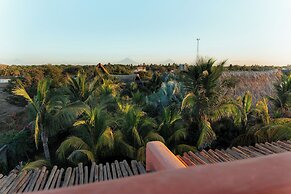 Swell Surf & Lifestyle Hotel
