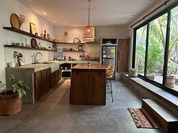 Swell Surf & Lifestyle Hotel