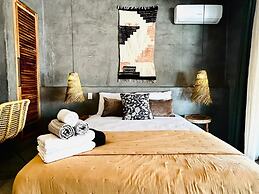 Swell Surf & Lifestyle Hotel