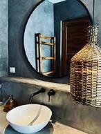 Swell Surf & Lifestyle Hotel