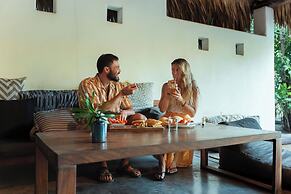 Swell Surf & Lifestyle Hotel