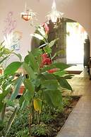 Kitara House Backpackers Hostel