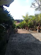 Eliska Sari Bungalows
