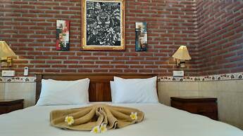 Eliska Sari Bungalows