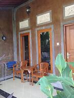 Eliska Sari Bungalows