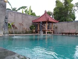 Eliska Sari Bungalows