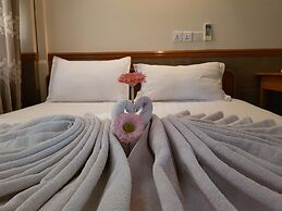 Man Thi Tar Hotel