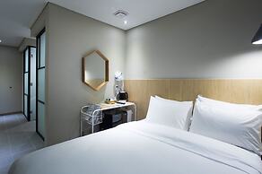 Hotel Millhaus Shinchon