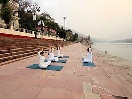 Yog Niketan by Sanskriti