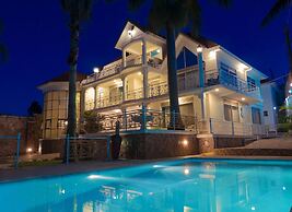 Ivory Castle Boutique Hotel