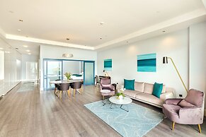 Monte Palm Beach